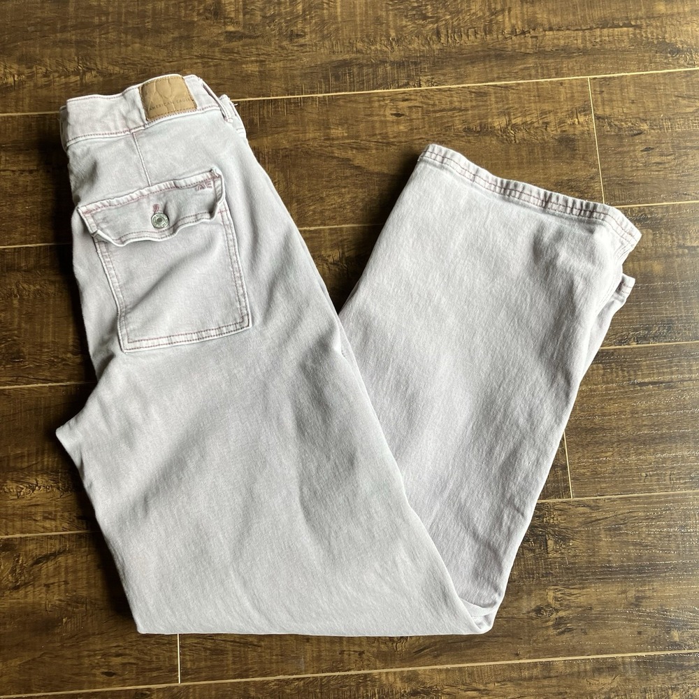 American Eagle Super High Waisted Wide Leg Cargo Pants Size 8 Regular